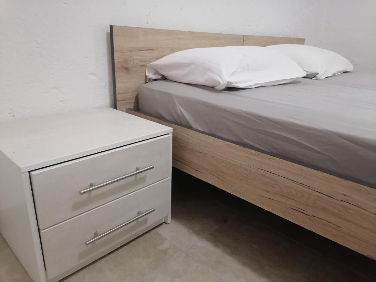 Apartman Milan Obrovac Exterior foto